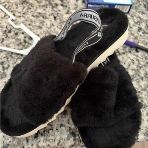Koolaburra by UGG Black Fuzzy Slippers